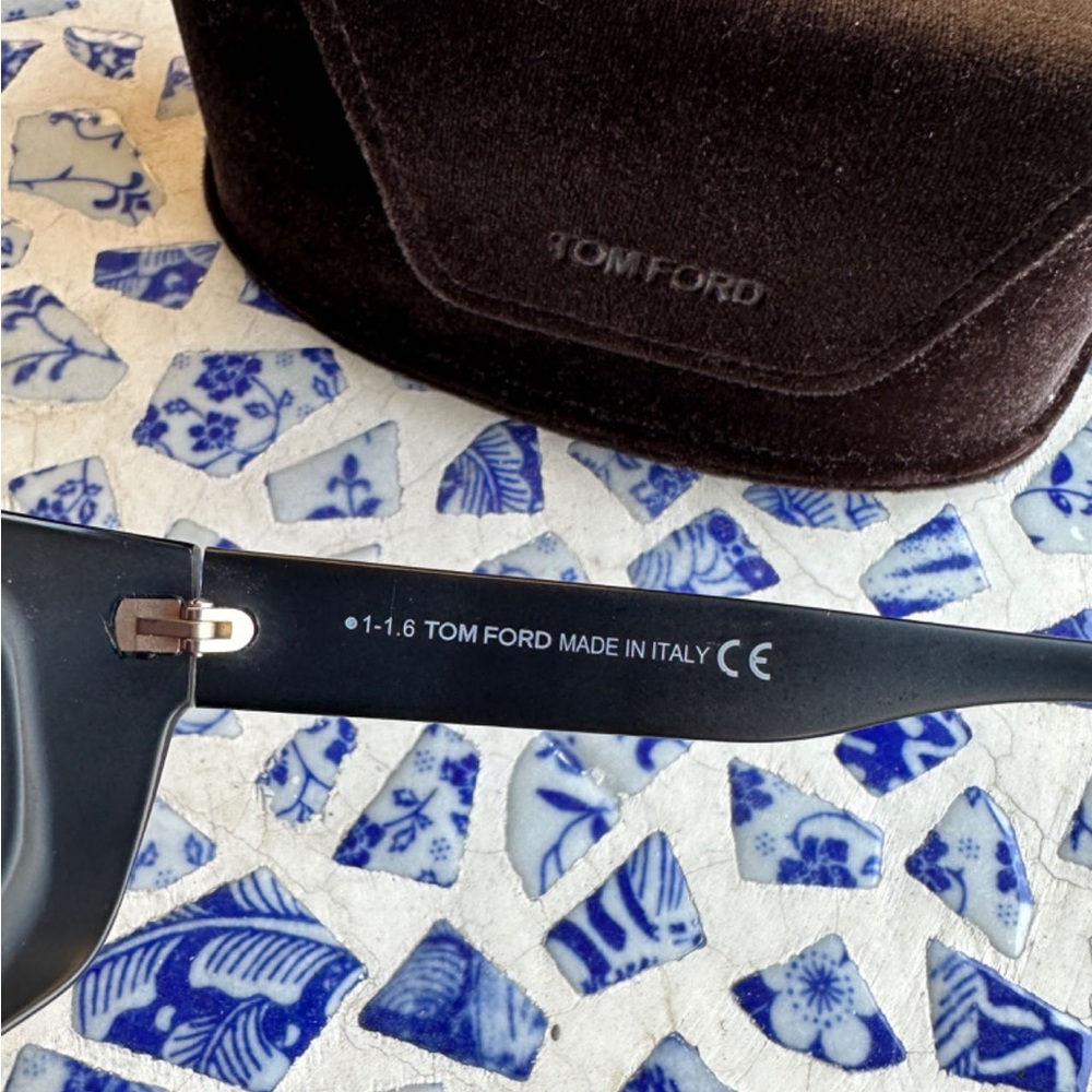 Tom ford sunglass - Picture 2 of 3